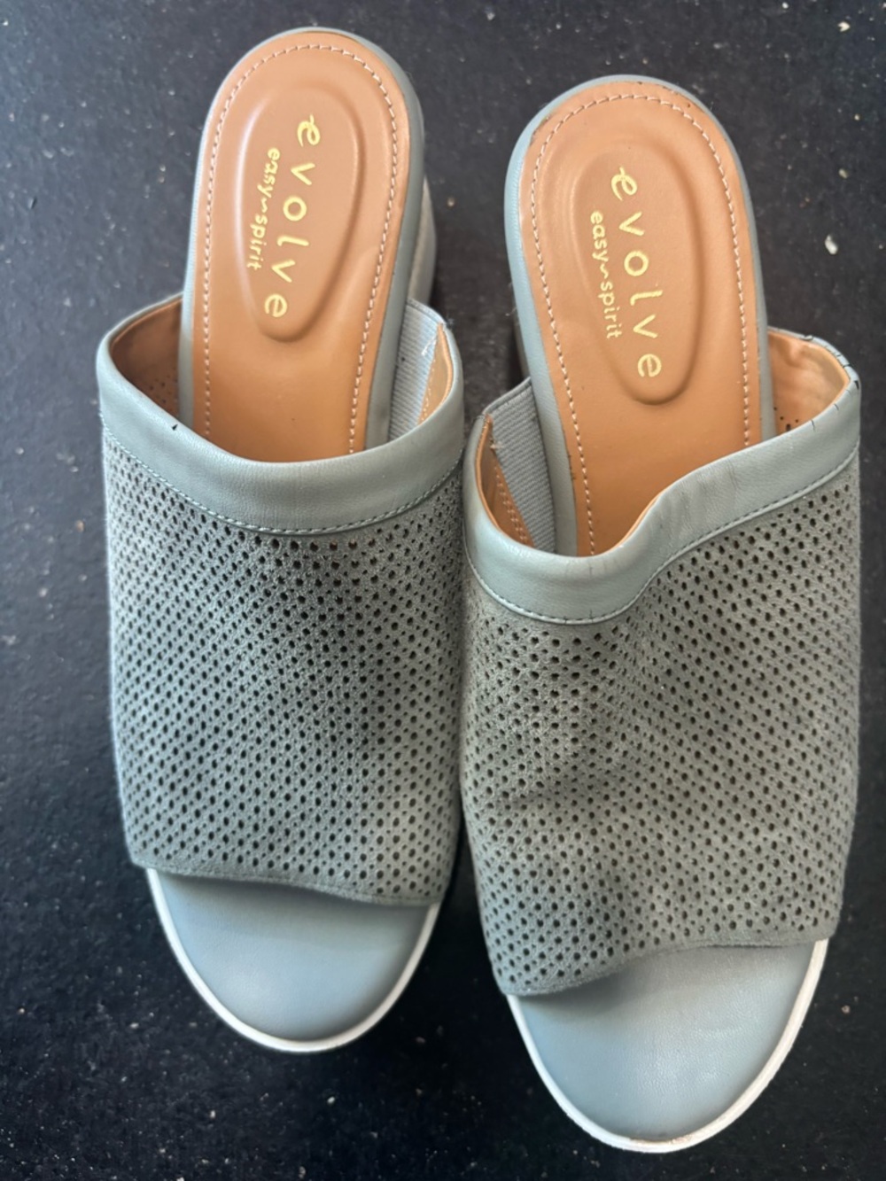 Green Open-Toe Slip-On Women’s Sandals with Cushioned by Footbed